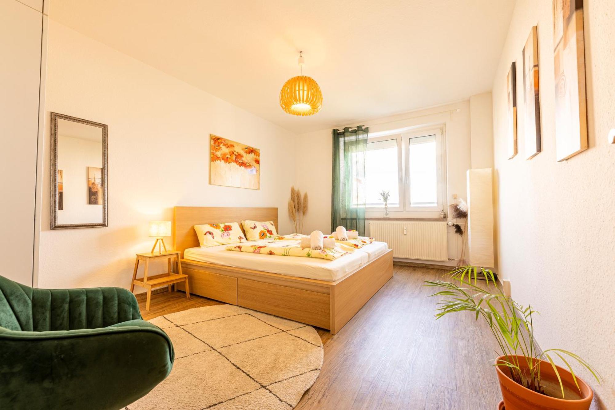 Modernes 2-Zimmer-Apartment Mit Balkon Und Netflix Jena Bagian luar foto